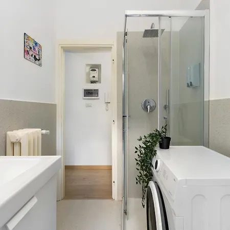 Station In 15 Min, Charming Apartment